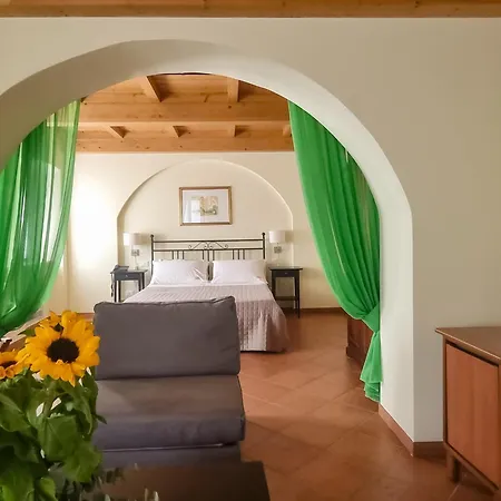 Bed & Breakfast Locanda Il Monastero 3*